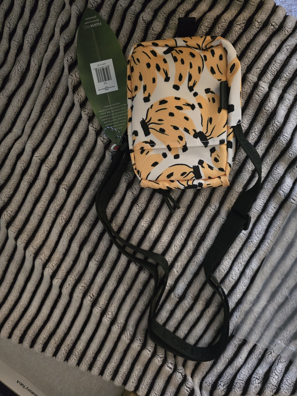 FARM RIO BNWT Bossa Banana Crossbody Bag Festival Bag - Picture 12 of 12
